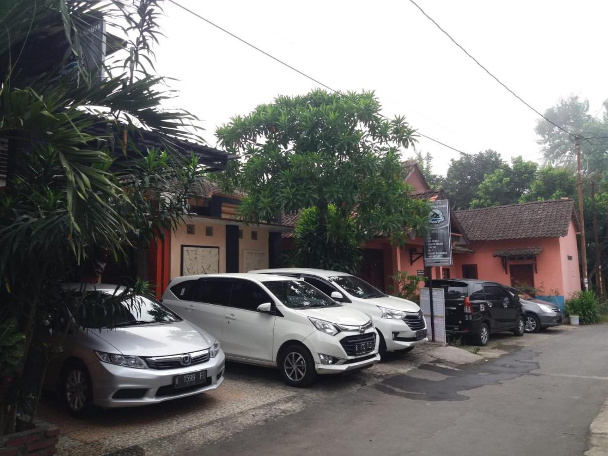 Penginapan & Guest House Mbok Dhe Borobudur Magelang Buitenkant foto